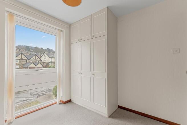 2 bed Flat for sale Image 8