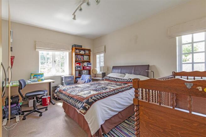Bedroom 3-1.jpg