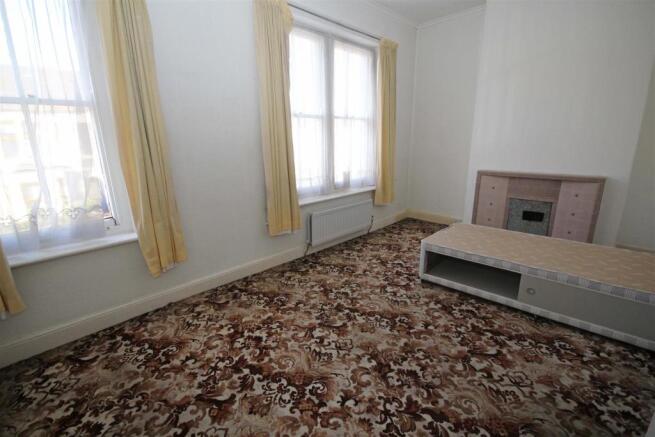 bed1a.jpg