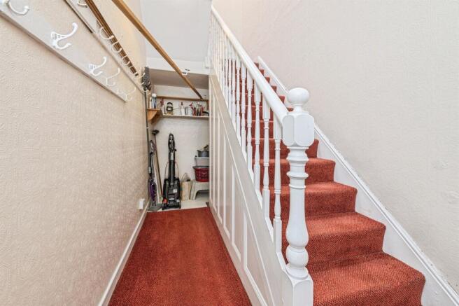 2 bed Terraced for sale Image 6