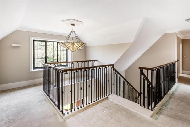 house. estate agency Peaslake