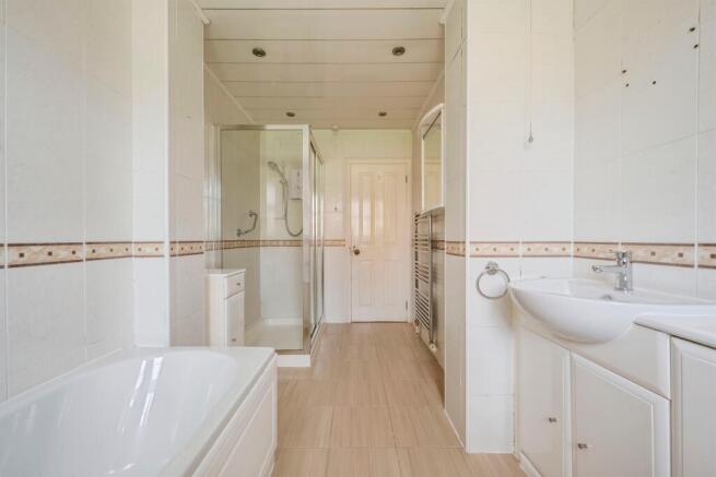 2 bed Detached Bungalow for sale Image 5