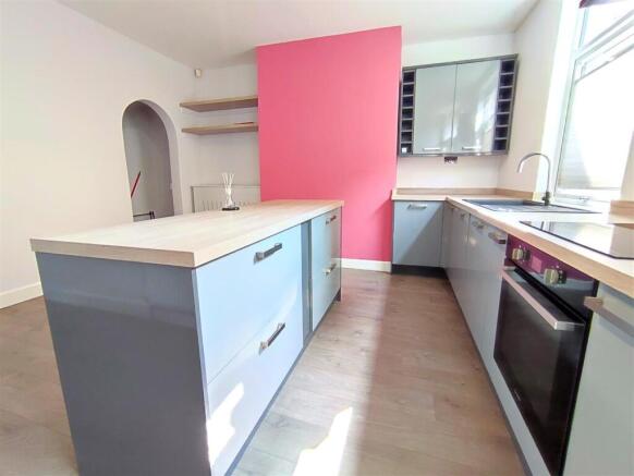 DINING KITCHEN