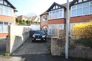 5a, South Place, Colwyn Bay LL28 4LU