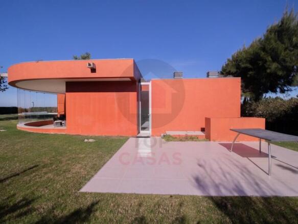 Villa in Bom Sucesso