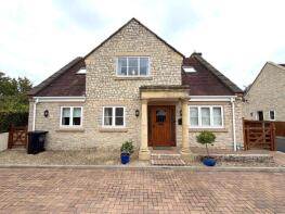 Bay Tree House, Millbatch Close, Meare, Glastonbury BA6 9GT