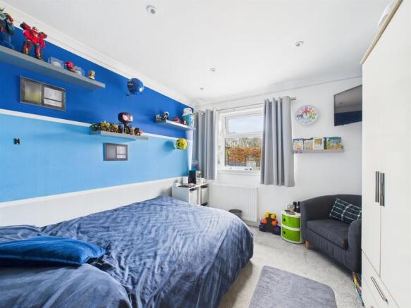 BEDROOM 3