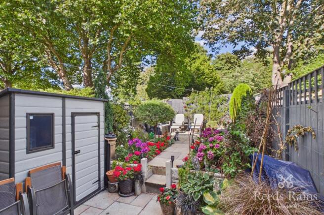 3 bed Terraced for sale Image 8