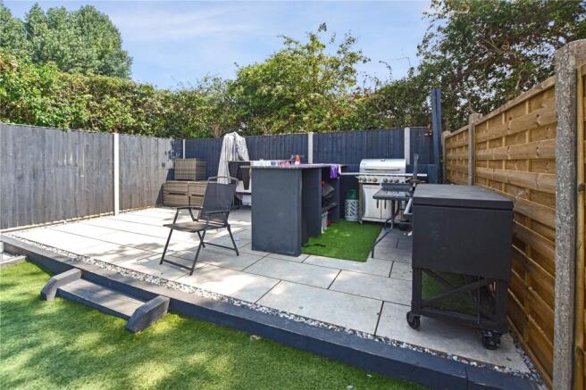 2 bed Maisonette for sale Image 12