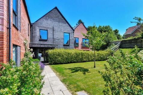 Fairlinch Close, Winchester, Hampshire, SO22