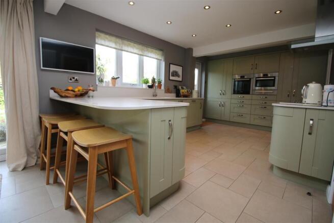 Open Plan Dining Kitchen