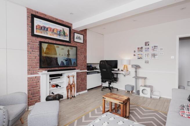 (Rightmove) 11.jpg