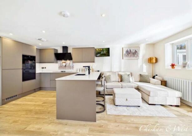 Kitchen 3.jpg