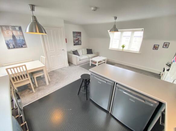 Lounge/kitchen/diner aspect 2