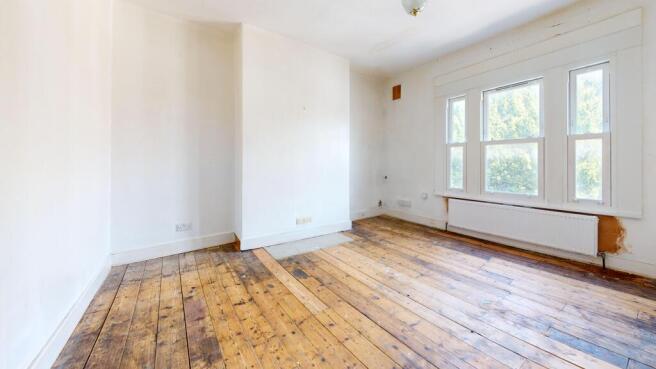 Flat 3, 21 Burlington Gardens, Acton, London, W3 6BA