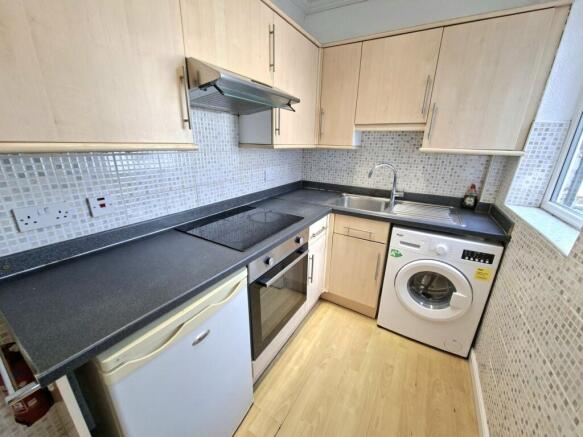 2 bed Terraced for sale Image 5