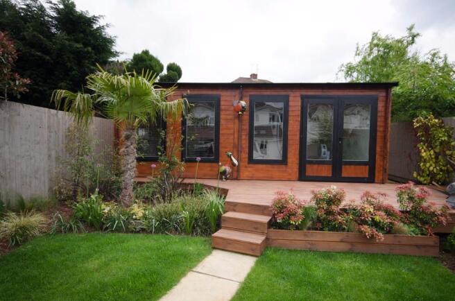 Log cabin