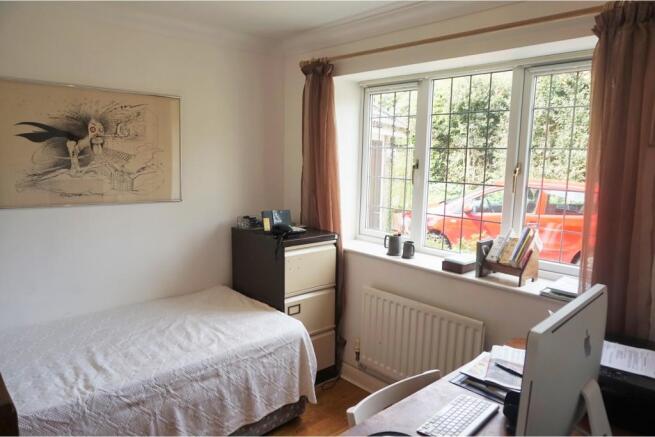 Study / Bedroom 5
