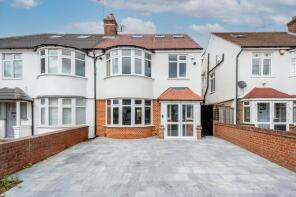 142, Popes Lane, London W5 4NL