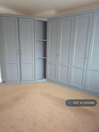 3 bed Semi-Detached to rent Image 9