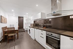 Top Floor Flat, 487, New Cross Road, London SE14 6TQ