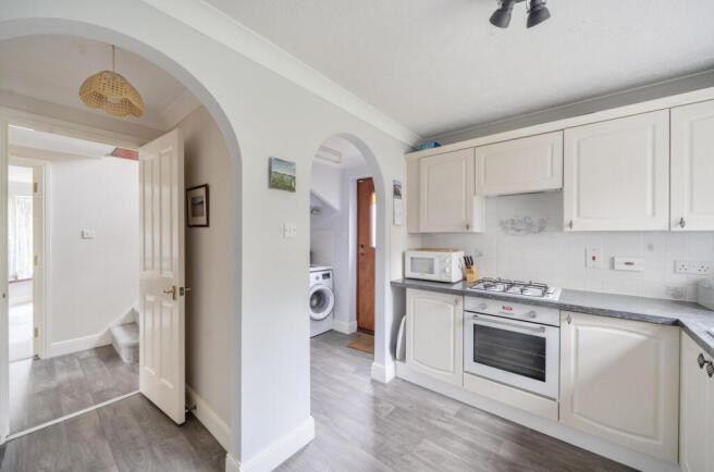 1446366-9-69e1237...