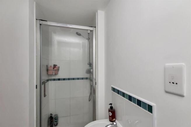 En-Suite Shower Room.JPG