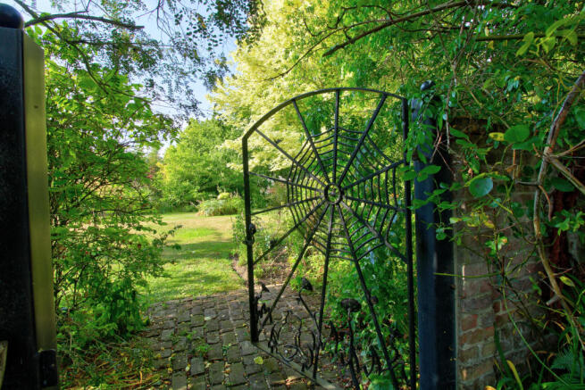 Garden 7