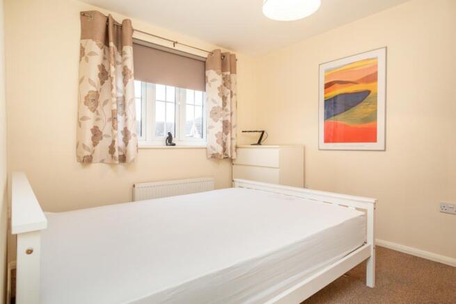 2 bed Flat to rent Image 5