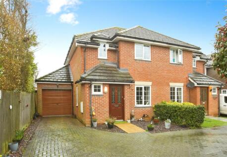 Spring Gardens, Hedge End, Southampton, Hampshire, SO30
