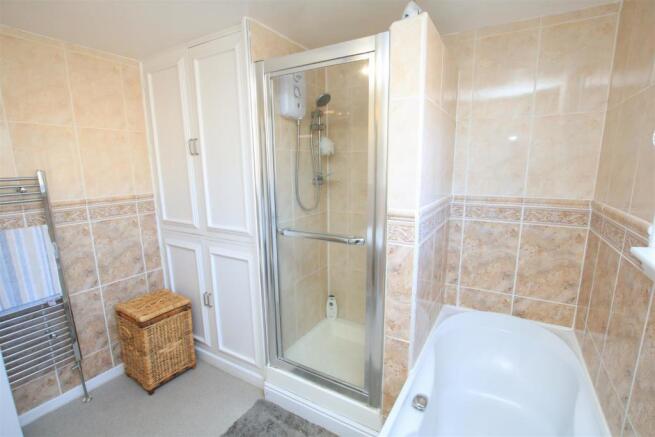 HOUSE BATHROOM