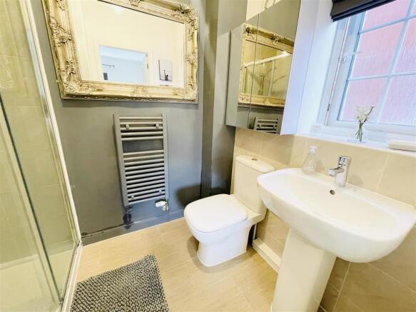 Ensuite Shower Room