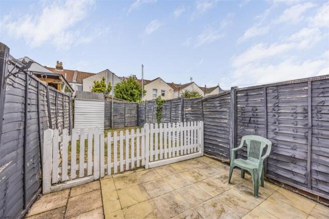 100 Jervis Road, Portsmouth-PorticoMarketing-SoldB