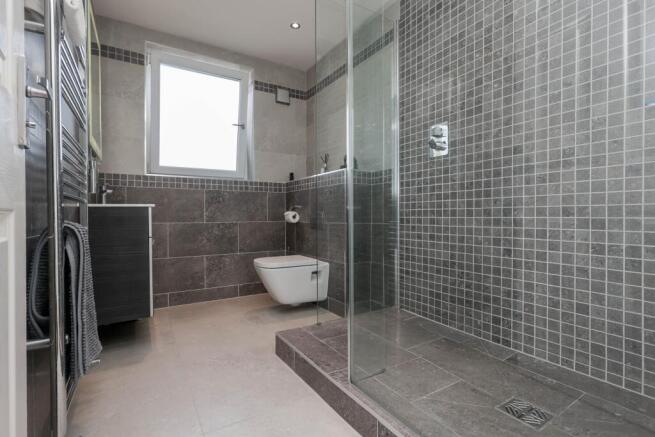Family Shower Room