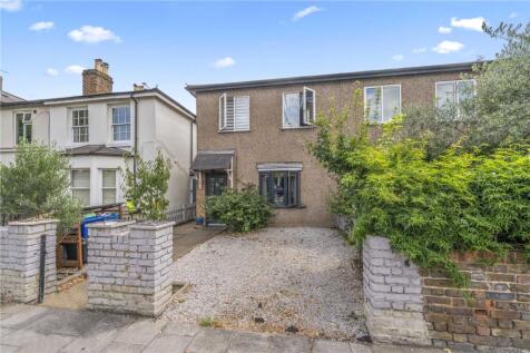 Hampton Road, Twickenham, TW2