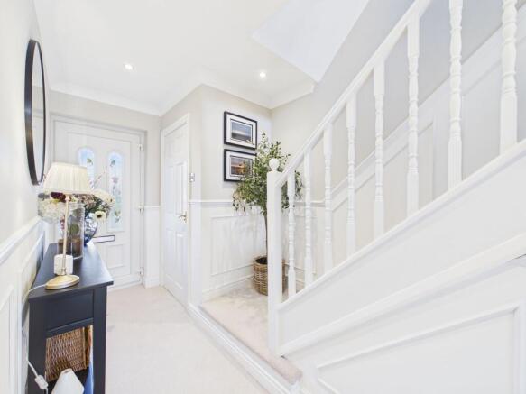 3 bed Semi-Detached for sale Image 6
