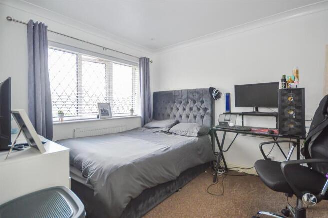 3 bed Semi-Detached for sale Image 7