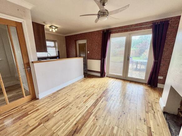 Kitchen/Dining Room