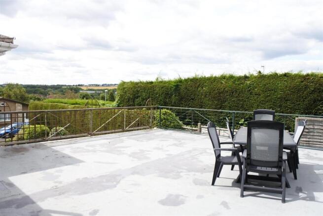 ROOF TERRACE