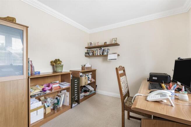 12 Senna Drive, Towcester