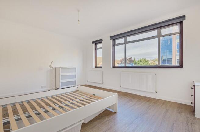 Bedroom (2)