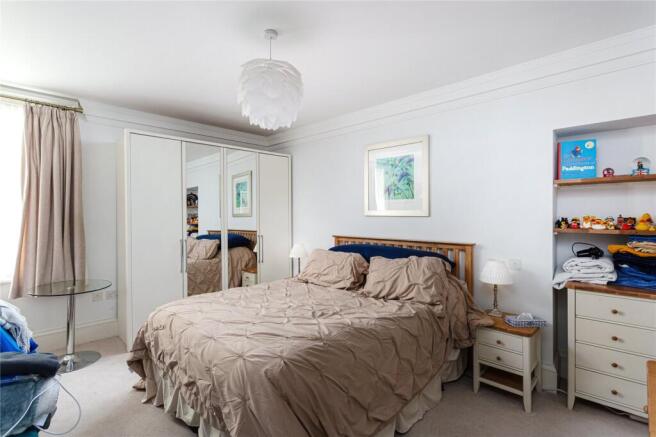 2 bed Duplex for sale Image 8