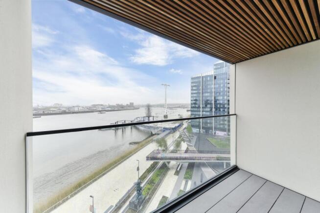 balcony - Upper Rive