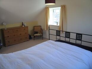 Bedroom 1 (2)