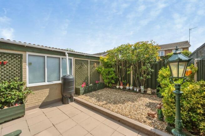 3 bed Semi-Detached for sale Image 5