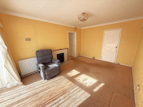 LIVING ROOM 2