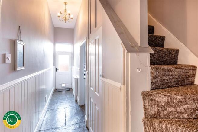 6 bed House for sale Image 10