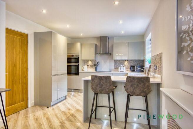 KItchen / Family / Dining
