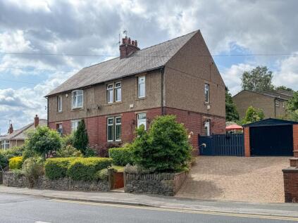 Newsome Road South, Berry Brow, Huddersfield, HD4