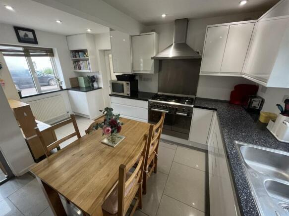 Kitchen / Diner